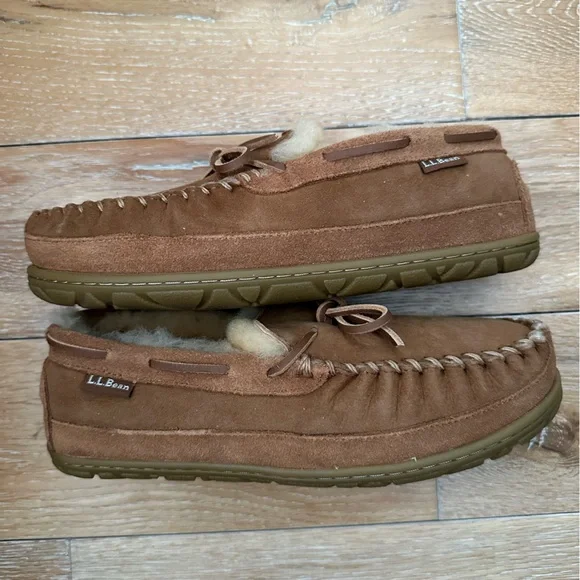NWT LL Bean Women’s Wicked Good Moccasins in Brown, size 9 - Picture 1 of 6